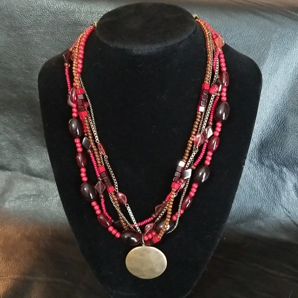 3 for 20. Vintage red and gold beaded necklace. - Picture 1 of 9